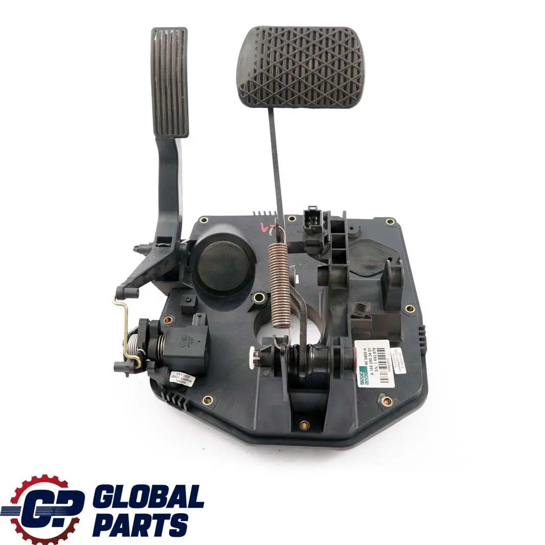 Mercedes-Benz A-Class W168 1 Pedal Assembly Pedal System to with Part number A1682900549 Mercedes-Benz A-Class W168 1 Pedal Assembly Pedal System - SKU rhd-A1682900549-1 - Part number A1682900549