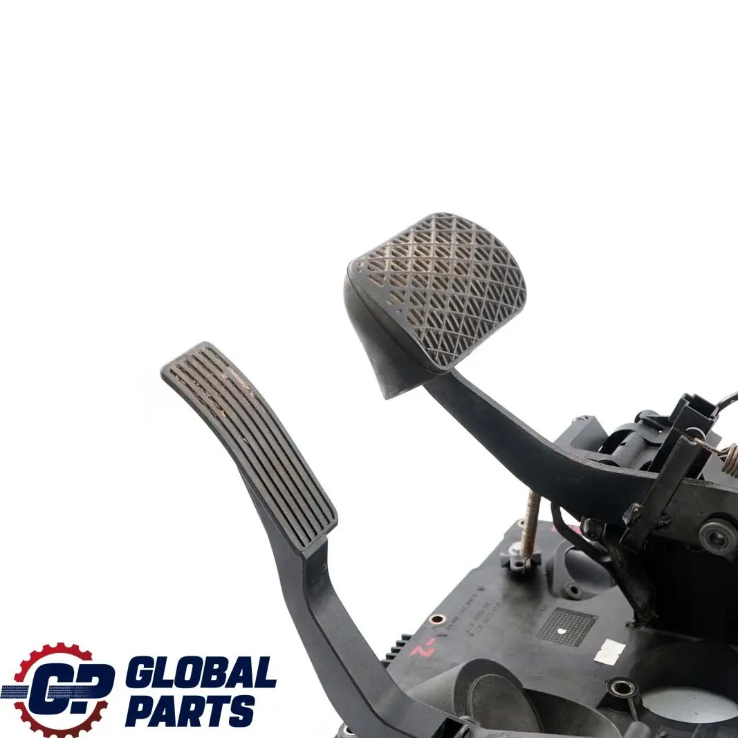 Mercedes-Benz A-Class W168 2 Pedal Assembly Pedal System to with Part number A1682900549 Mercedes-Benz A-Class W168 2 Pedal Assembly Pedal System - SKU rhd-A1682900549-2 - Part number A1682900549