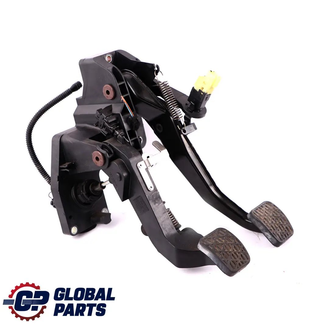 Mercedes-Benz A B Class W169 W245 Brake Clutch Pedals Box A1692906701 to with Part number A1692901419 Mercedes-Benz A B Class W169 W245 Brake Clutch Pedals Box A1692906701 - SKU rhd- A1692901419 - Part number A1692901419