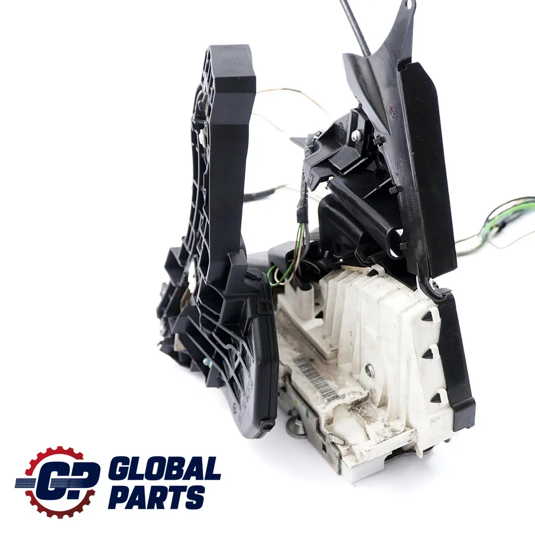 Mercedes-Benz A-Class W169 Front Right O/S Door Lock Latch Mechanism Actuator to with Part number A1697203635 Mercedes-Benz A-Class W169 Front Right O/S Door Lock Latch Mechanism Actuator - SKU rhd-A1697203635 - Part number A1697203635