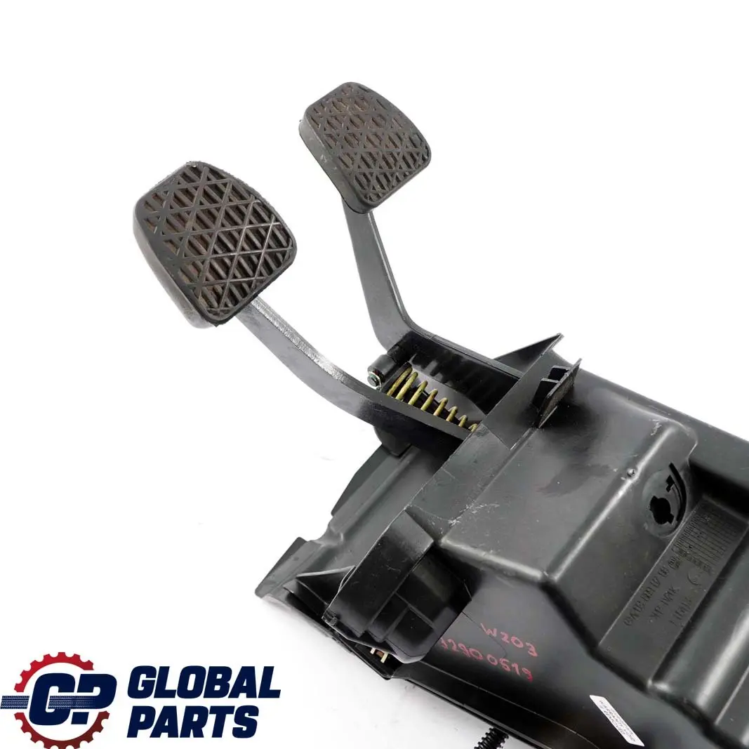 Mercedes-Benz C-Class W203 Manual Accelerator Clutch Pedal to with Part number A2032900519 Mercedes-Benz C-Class W203 Manual Accelerator Clutch Pedal - SKU rhd-A2032900519 - Part number A2032900519