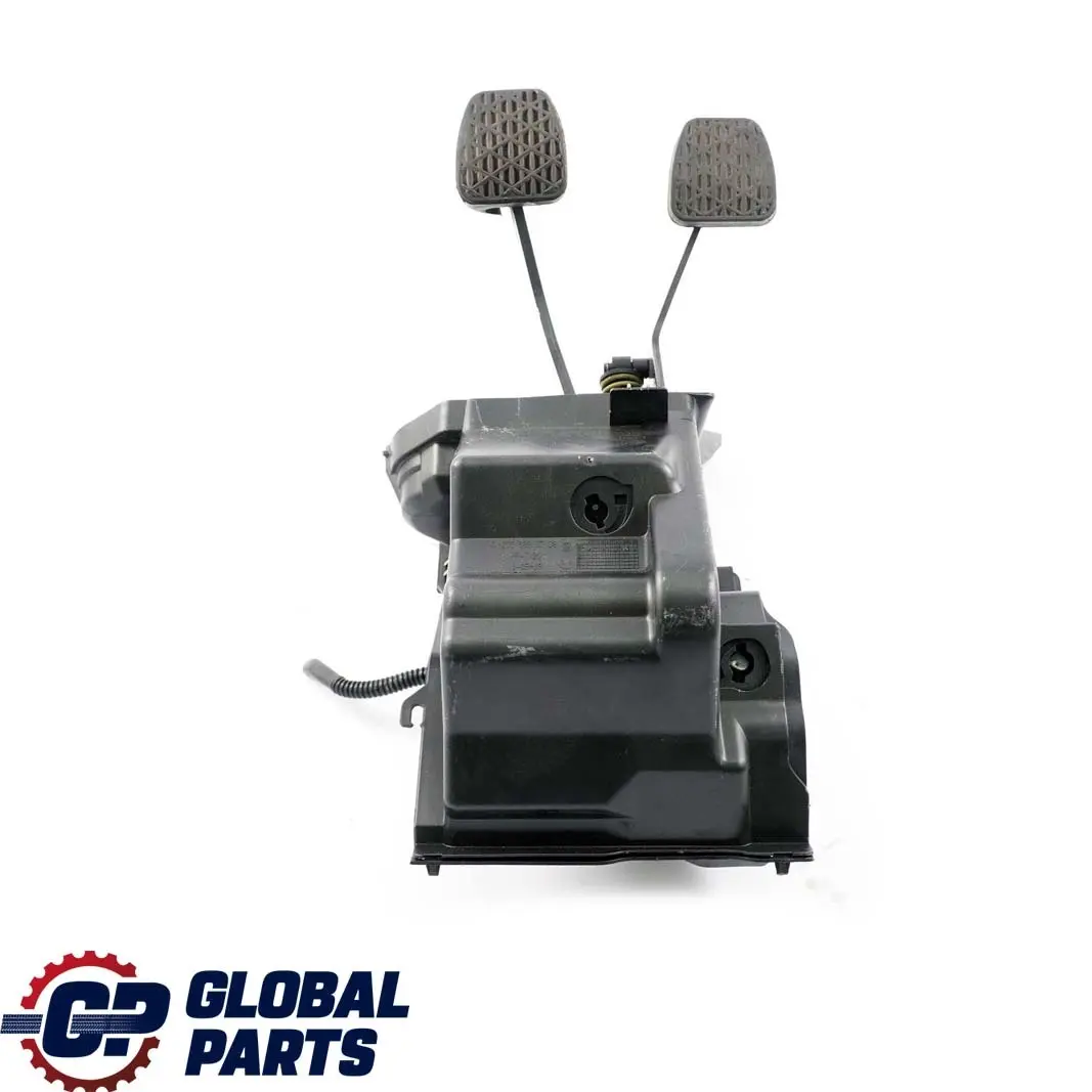 Mercedes-Benz C-Class W203 Manual Accelerator Clutch Pedal to with Part number A2032900519 Mercedes-Benz C-Class W203 Manual Accelerator Clutch Pedal - SKU rhd-A2032900519 - Part number A2032900519