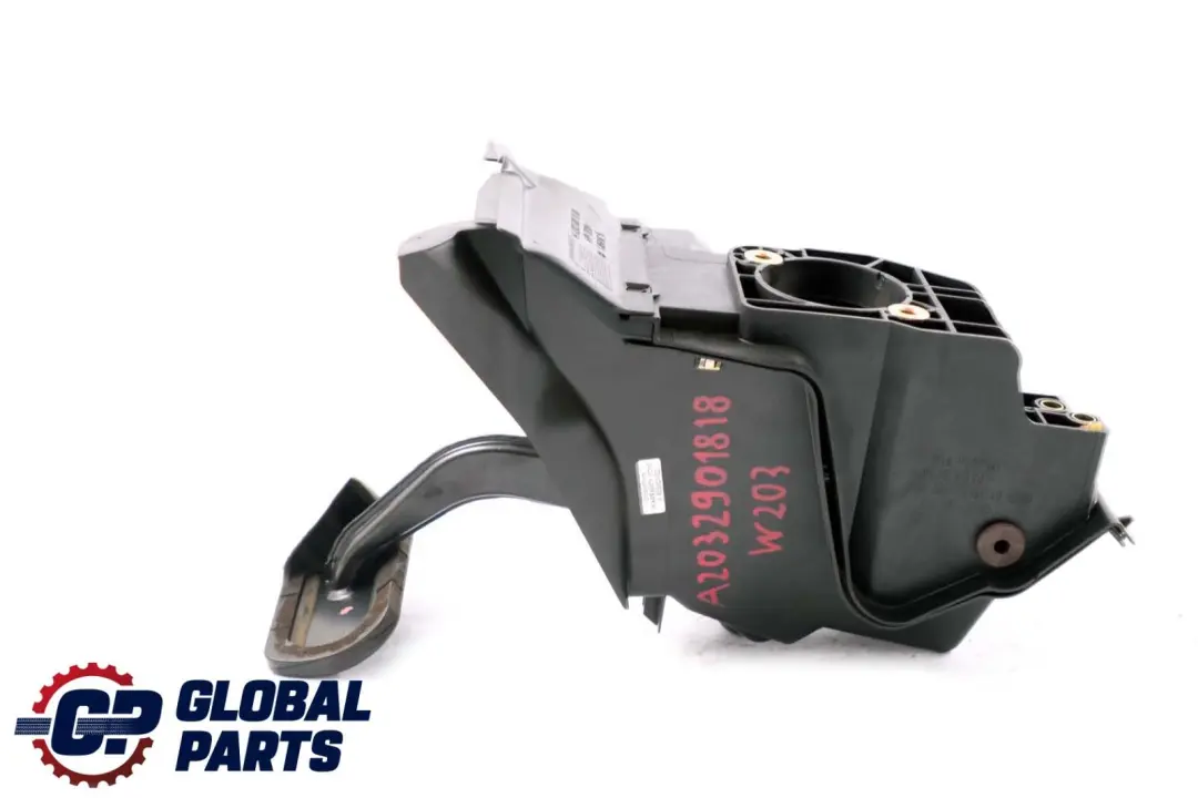 Mercedes-Benz C-Class W203 Auto Automatic Brake Pedal to with Part number A2032901818 Mercedes-Benz C-Class W203 Auto Automatic Brake Pedal - SKU rhd-A2032901818 - Part number A2032901818
