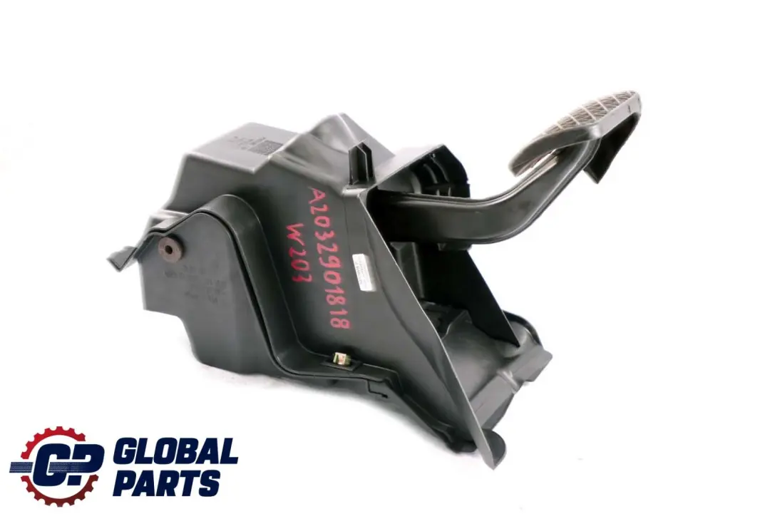 Mercedes-Benz C-Class W203 Auto Automatic Brake Pedal to with Part number A2032901818 Mercedes-Benz C-Class W203 Auto Automatic Brake Pedal - SKU rhd-A2032901818 - Part number A2032901818