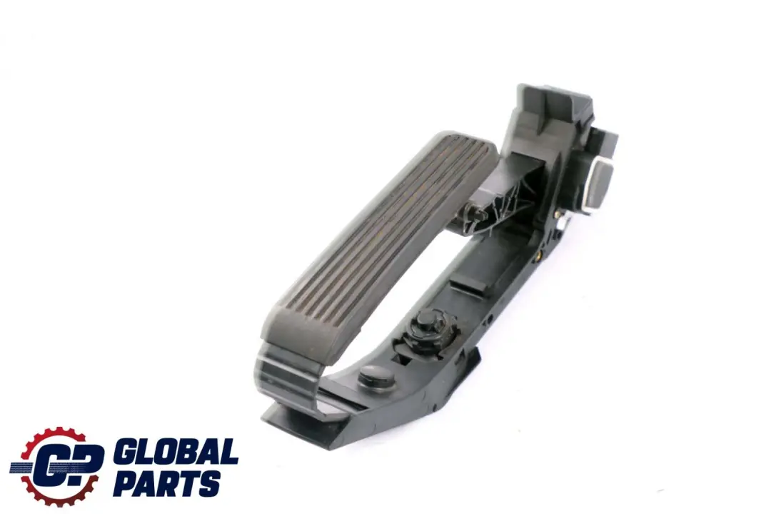 Mercedes-Benz C-Class W203 Accelerator Throttle Pedal to with Part number A2033000704 Mercedes-Benz C-Class W203 Accelerator Throttle Pedal - SKU rhd-A2033000704 - Part number A2033000704