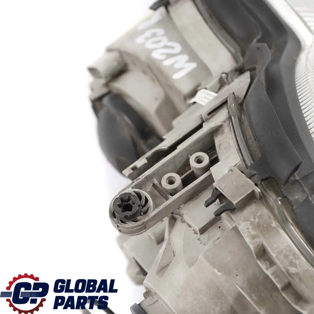 Mercedes-Benz W203 Xenon Headlight Headlamp Lamp Front Right O/S to with Part number A2038201461 Mercedes-Benz W203 Xenon Headlight Headlamp Lamp Front Right O/S - SKU rhd-A2038201461 - Part number A2038201461
