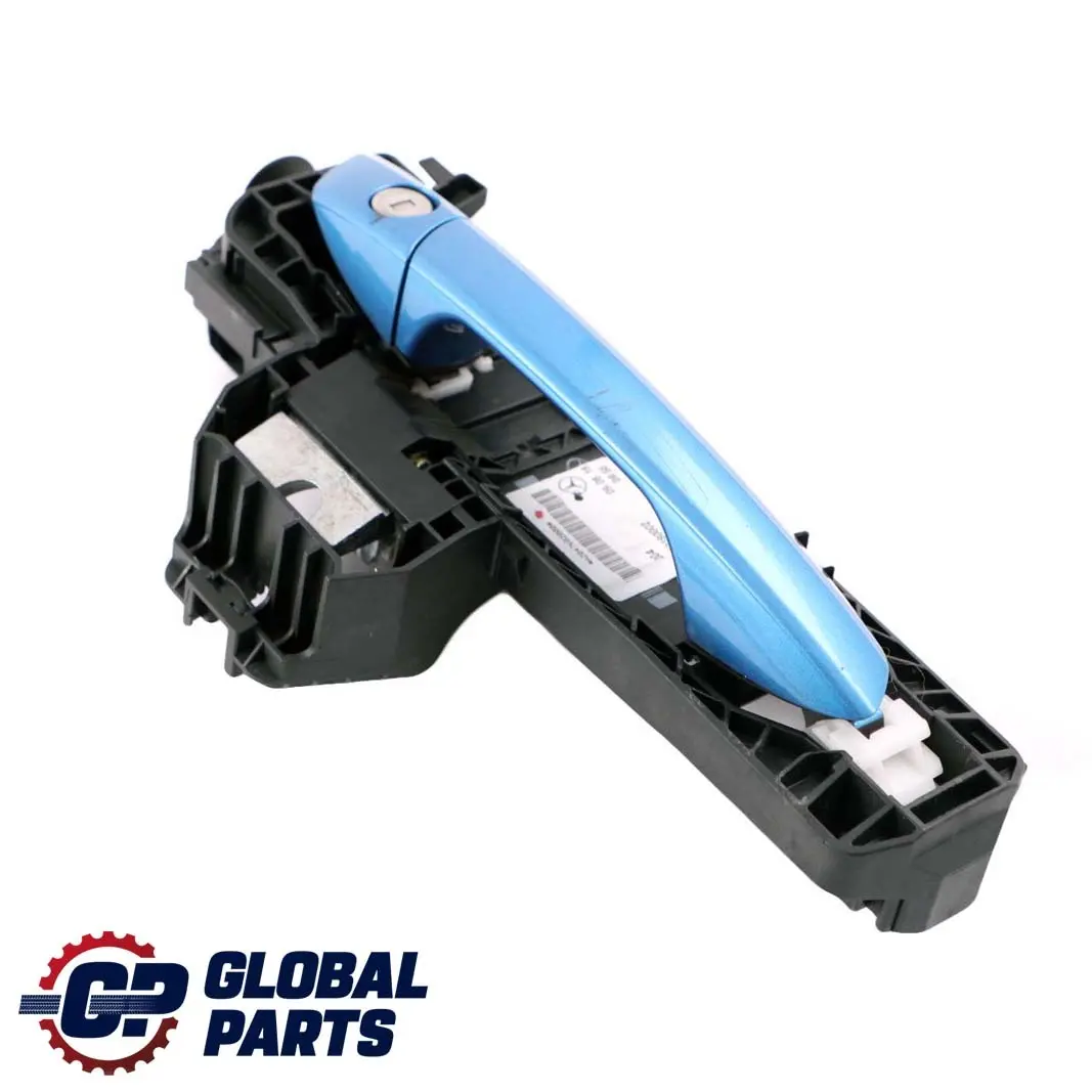 Mercedes-Benz A W176 Front Right Door O/S Handle South Sea Blue Metallic 162 to with Part number A2047602000 Mercedes-Benz A W176 Front Right Door O/S Handle South Sea Blue Metallic 162 - SKU rhd-A2047602000-SSB - Part number A2047602000