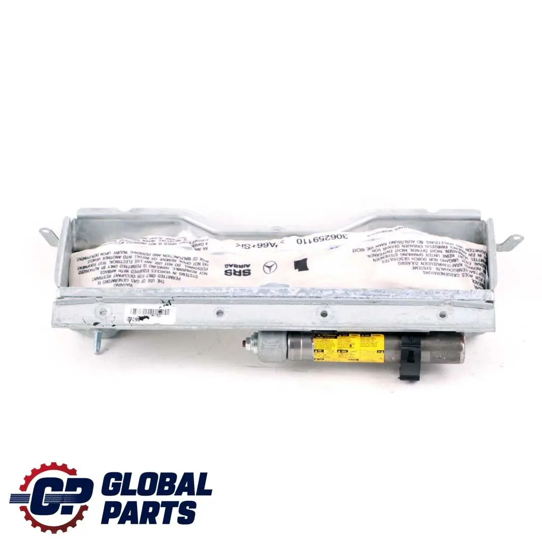 Mercedes W204 Air Module rodilla delantero derecho lado conductor - SKU rhd-A2048602002 - Número de pieza A2048602002