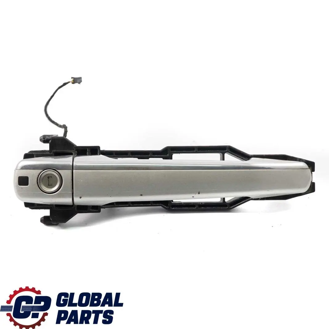 Mercedes-Benz W208 W210 Front Right O/S Handle Grab Brillantsilber Silver 744 to with Part number A2087600270 Mercedes-Benz W208 W210 Front Right O/S Handle Grab Brillantsilber Silver 744 - SKU rhd-A2087600270-BRS - Part number A2087600270