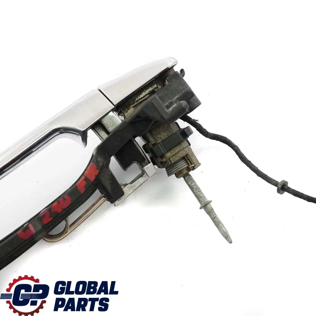 Mercedes-Benz W208 W210 Front Right O/S Handle Grab Brillantsilber Silver 744 to with Part number A2087600270 Mercedes-Benz W208 W210 Front Right O/S Handle Grab Brillantsilber Silver 744 - SKU rhd-A2087600270-BRS - Part number A2087600270