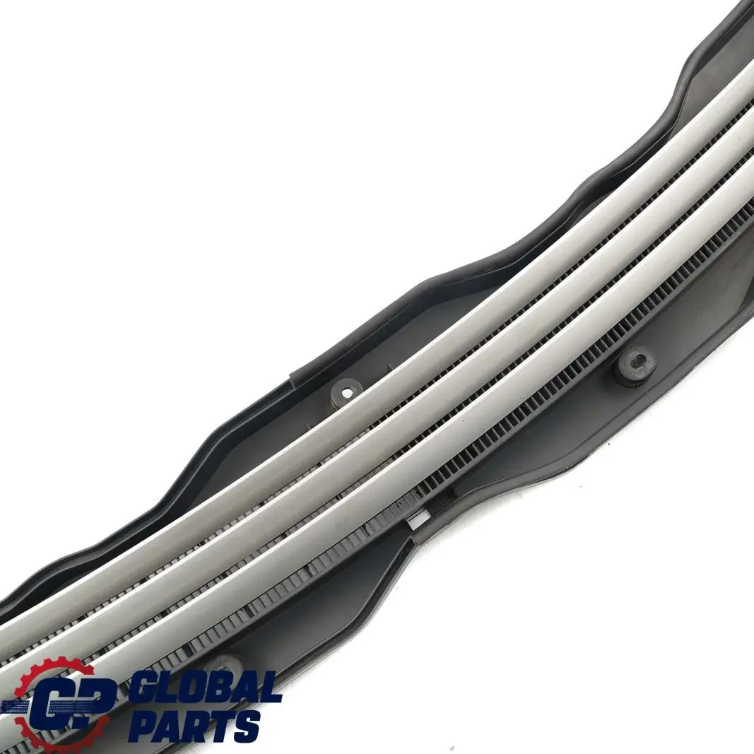 Mercedes-Benz E W210 Hood Bonnet Air Intake Grille Brillantsilber to with Part number A2108800805 Mercedes-Benz E W210 Hood Bonnet Air Intake Grille Brillantsilber - SKU rhd-A2108800805-BRS - Part number A2108800805