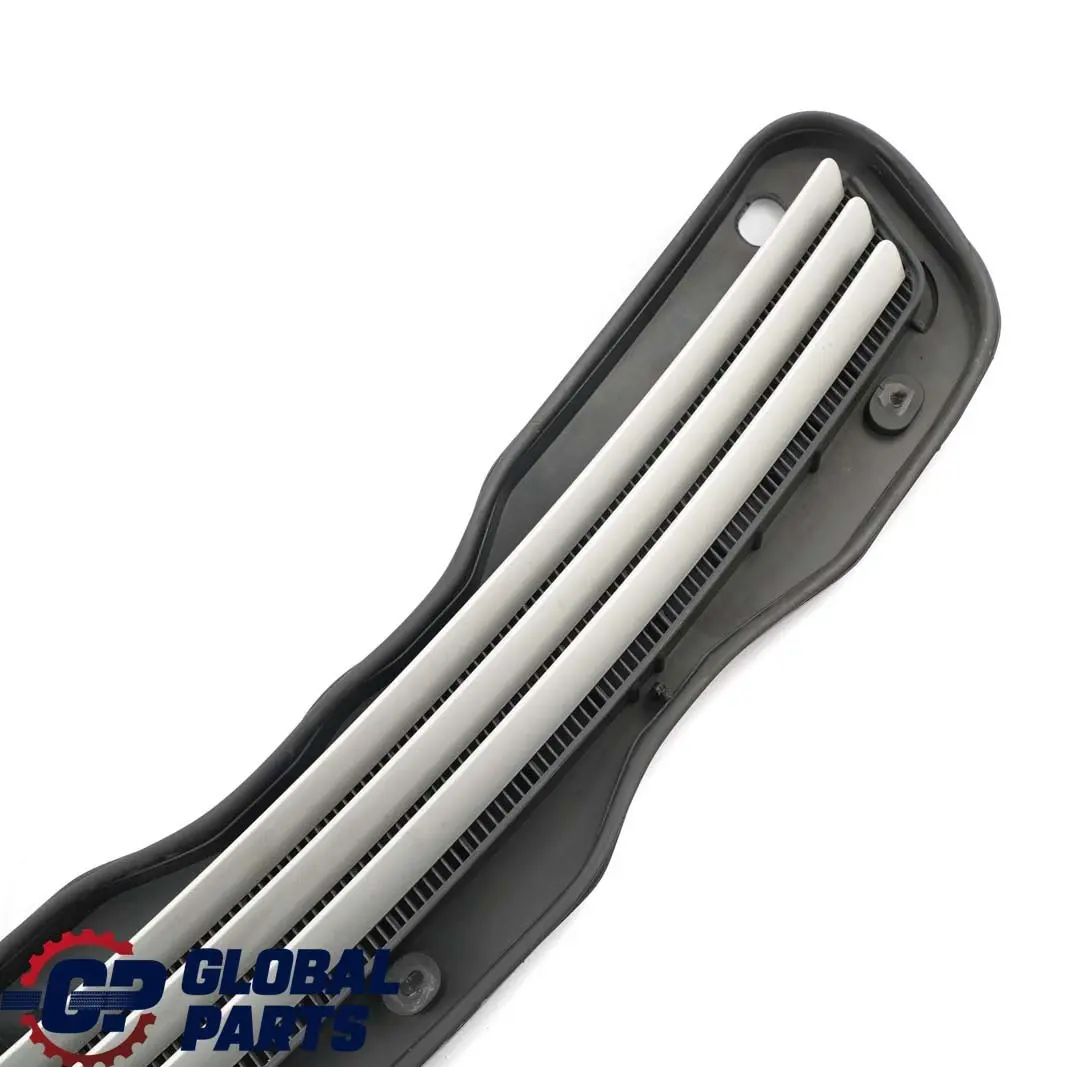 Mercedes-Benz E W210 Hood Bonnet Air Intake Grille Brillantsilber to with Part number A2108800805 Mercedes-Benz E W210 Hood Bonnet Air Intake Grille Brillantsilber - SKU rhd-A2108800805-BRS - Part number A2108800805