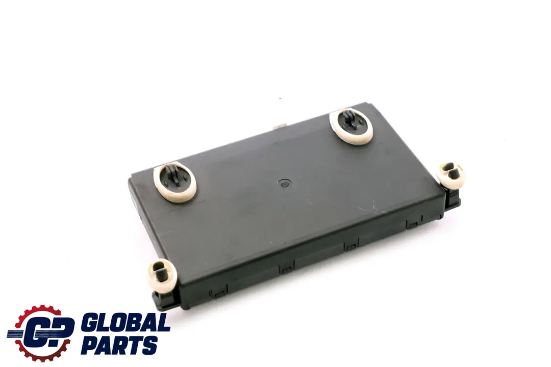 Mercedes-Benz E-Class W211 Front Right O/S Driver Door Control Module Unit ECU to with Part number A2118201685 Mercedes-Benz E-Class W211 Front Right O/S Driver Door Control Module Unit ECU - SKU rhd-A2118201685 - Part number A2118201685