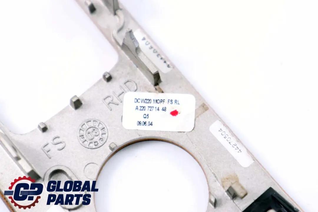 Right O/S Door Window Switch Wood Cover Frame A2207271348 to Mercedes S-Class W220 with Part number A2207271448 Mercedes S-Class W220 Right O/S Door Window Switch Wood Cover Frame A2207271348 - SKU rhd-A2207271448 - Part number A2207271448