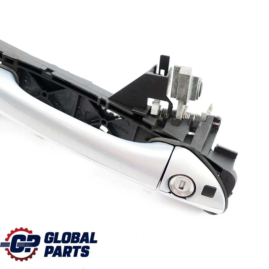 Mercedes-Benz S-Class W220 Front Right Door O/S Handle Horizon Blue 347 to with Part number A2207600434 Mercedes-Benz S-Class W220 Front Right Door O/S Handle Horizon Blue 347 - SKU rhd-A2207600434-QB - Part number A2207600434