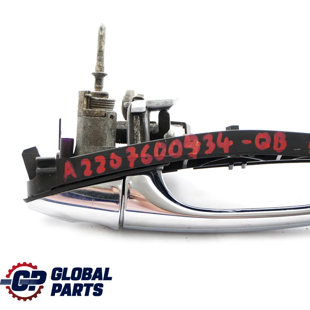 Mercedes-Benz S-Class W220 Front Right Door O/S Handle Horizon Blue 347 to with Part number A2207600434 Mercedes-Benz S-Class W220 Front Right Door O/S Handle Horizon Blue 347 - SKU rhd-A2207600434-QB - Part number A2207600434