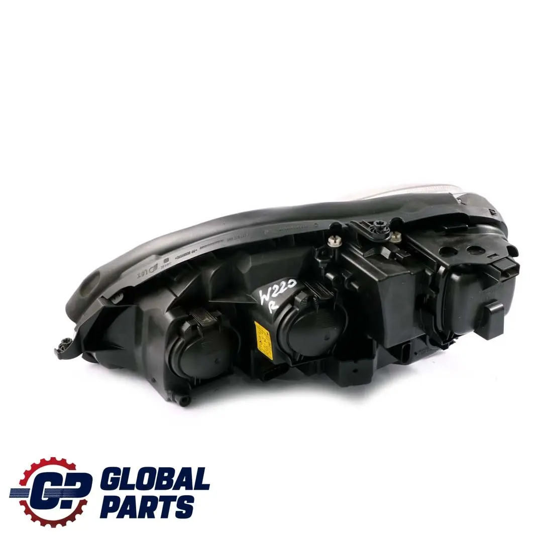 Mercedes-Benz S W220 Headlight Headlamp Lamp Front Right O/S to with Part number A2208204061 Mercedes-Benz S W220 Headlight Headlamp Lamp Front Right O/S - SKU rhd-A2208204061 - Part number A2208204061
