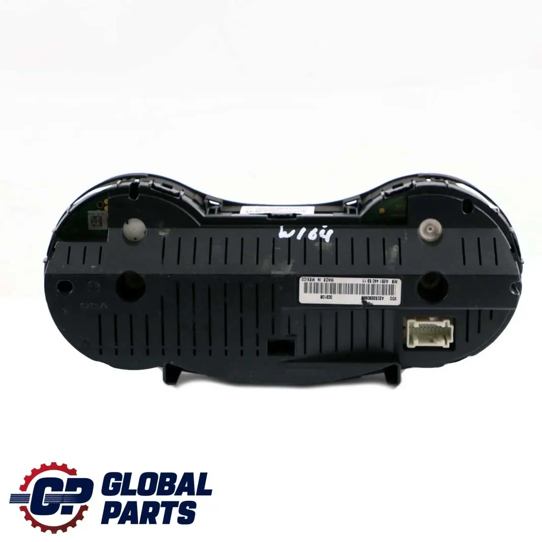 Mercedes-Benz ML W164 Instrument Cluster Speedo Clocks Automatic to with Part number A2514405311 Mercedes-Benz ML W164 Instrument Cluster Speedo Clocks Automatic - SKU rhd-A2514405311 - Part number A2514405311