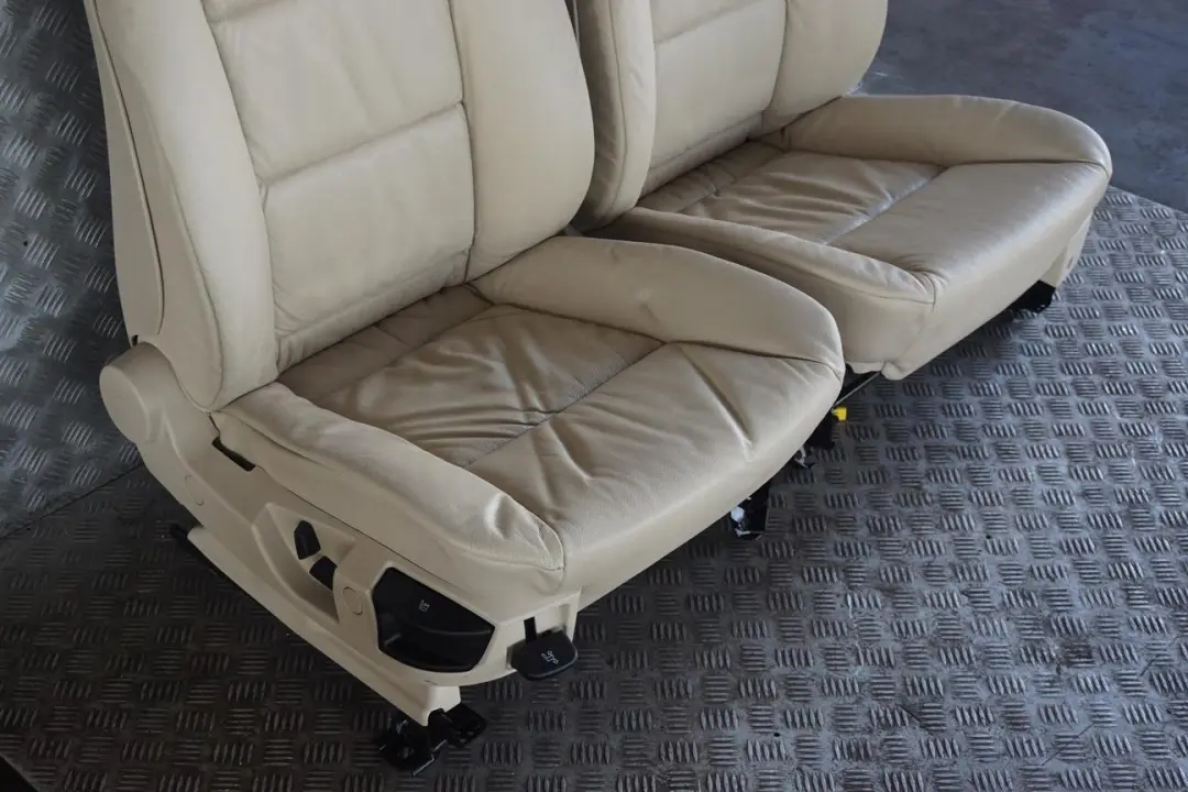 Creambeige Cream Beige Leather Interior Seats Door Cards to BMW LCI Touring with Part number E61 BMW LCI Touring Creambeige Cream Beige Leather Interior Seats Door Cards - SKU rhd-E61 LCI Creambeige Leather Seats (LCGE) - Part number E61