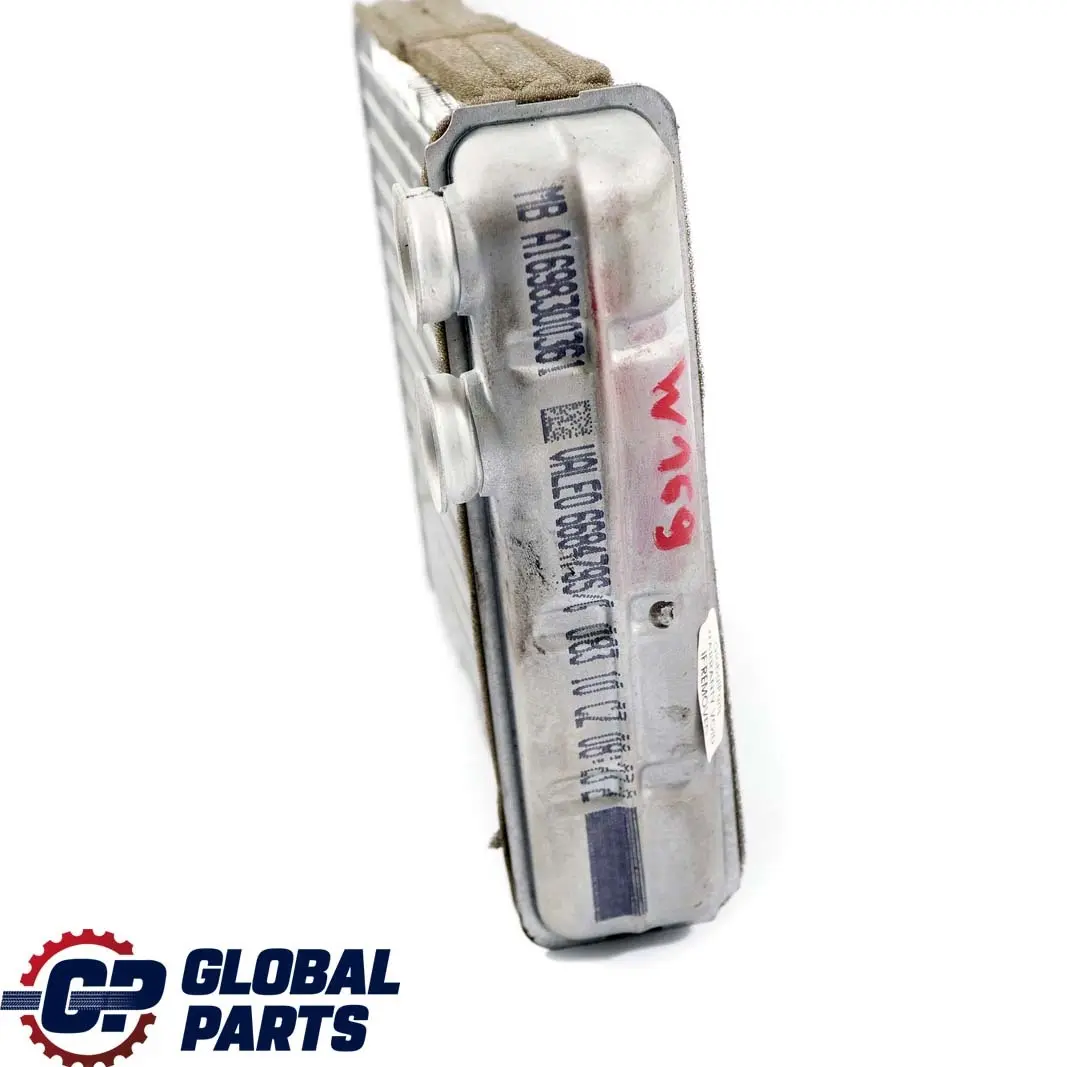 Mercedes-Benz A B W169 W245 Vaporisateur Chauffage De L'Air Essence pour à propos du numéro de pièce A1698300661 Mercedes-Benz A B W169 W245 Vaporisateur Chauffage De L'Air Essence - SKU A1698300661-1 - Numéro de pièce A1698300661