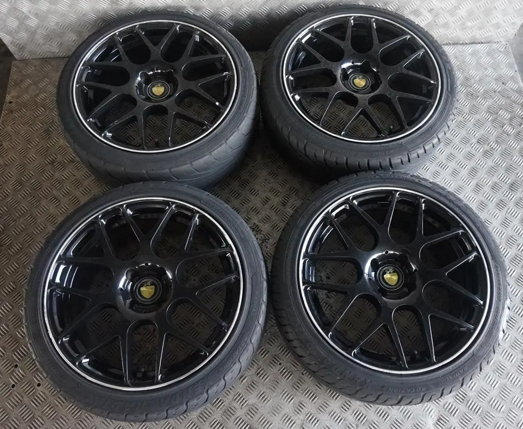 Complete Set 4x Wheel with Tyres 17" 7,5 VIA to BMW MINI Cooper One R50 R55 R56 R57 with Part number VIA 732 BMW MINI Cooper One R50 R55 R56 R57 Complete Set 4x Wheel with Tyres 17" 7,5 VIA - SKU SET R56 VIA 732 - Part number VIA 732