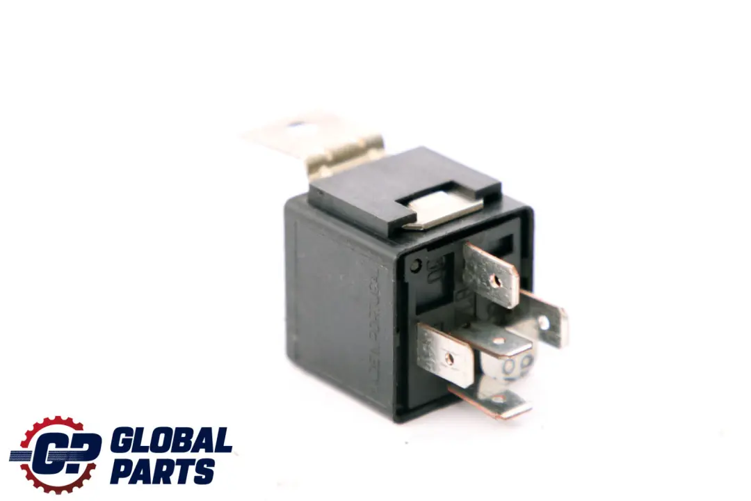  Relais 12V V23134A1052C643 - SKU V23134-A1052-C643 - Teilenummer V23134-A1052-C643