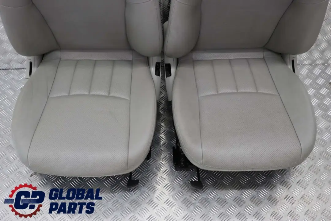 C-Klasse Limousine Grau Leder Sitze mit Türverkleidung für Mercedes mit Teilenummer W203 Mercedes C-Klasse Limousine Grau Leder Sitze mit Türverkleidung - SKU W203 Seats - Teilenummer W203