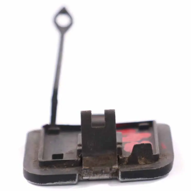 Gancio traino Copri occhiello posteriore Titan Argento 354 8204372 per BMW E46 con numero di parte 0000697 BMW E46 Gancio traino Copri occhiello posteriore Titan Argento 354 8204372 - SKU 0000697-TS - Numero di parte 0000697