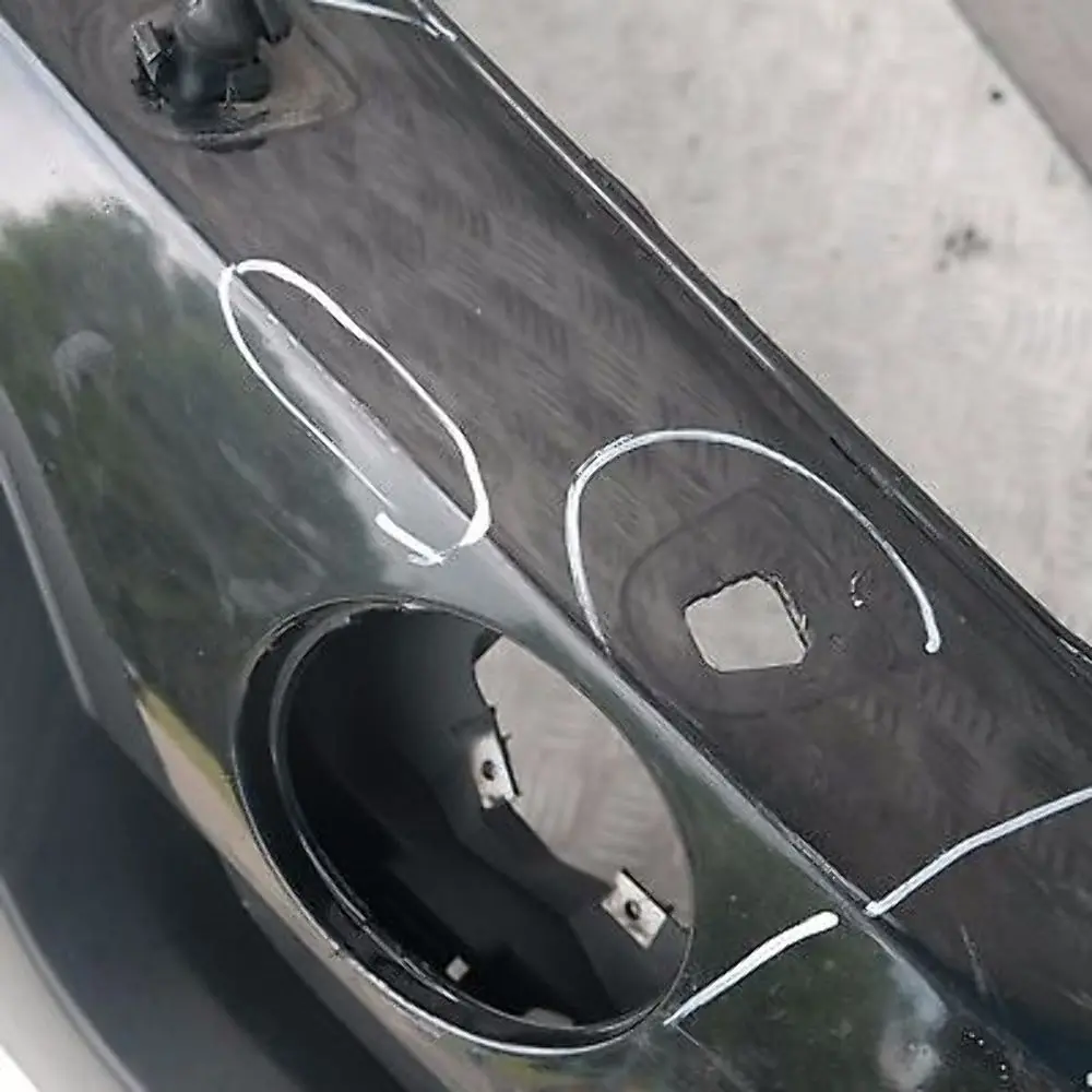 Verkleidung Stossfänger Vorn PDC Black Sapphire Schwarz 475 für BMW X5 er E53 mit Teilenummer 0010150-BS BMW X5 er E53 Verkleidung Stossfänger Vorn PDC Black Sapphire Schwarz 475 - SKU 0010150-BS - Teilenummer 0010150-BS