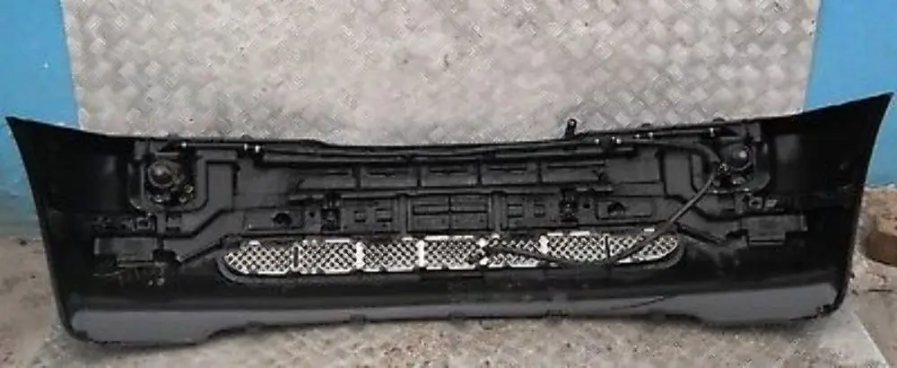 Panneau de pare-chocs avant PDC Oxfordgruen Vert Oxford Métallique pour BMW X5 E53 à propos du numéro de pièce 10150 BMW X5 E53 Panneau de pare-chocs avant PDC Oxfordgruen Vert Oxford Métallique - SKU 0010150-OXF - Numéro de pièce 10150