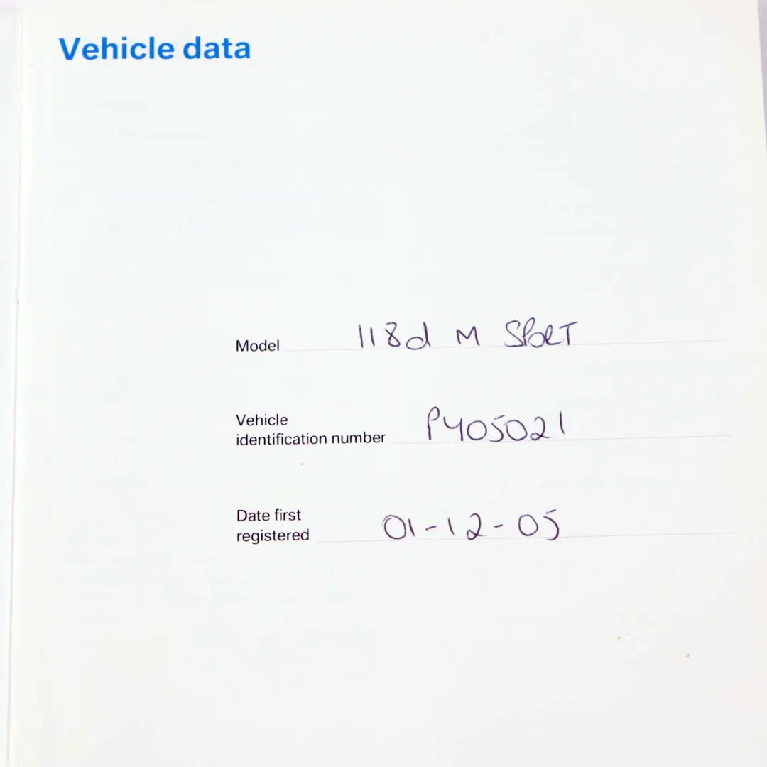 Service Booklet Book Case Wallet Pouch Slipcase to BMW 1 E81 E87 LCI 3 with Part number 0014382 BMW 1 E81 E87 LCI 3 Service Booklet Book Case Wallet Pouch Slipcase - SKU 0014382 - Part number 0014382