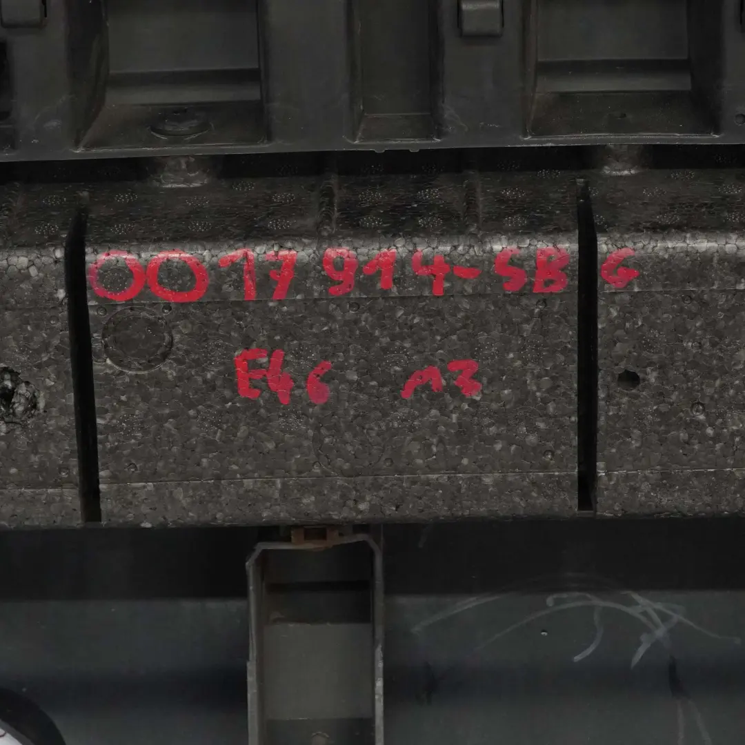 Zderzak Tylny Tył Silbergrau - A08 do BMW E46 M3 o numerze 0017914 BMW E46 M3 Zderzak Tylny Tył Silbergrau - A08 - SKU 0017914-SBG - Numer Części 0017914