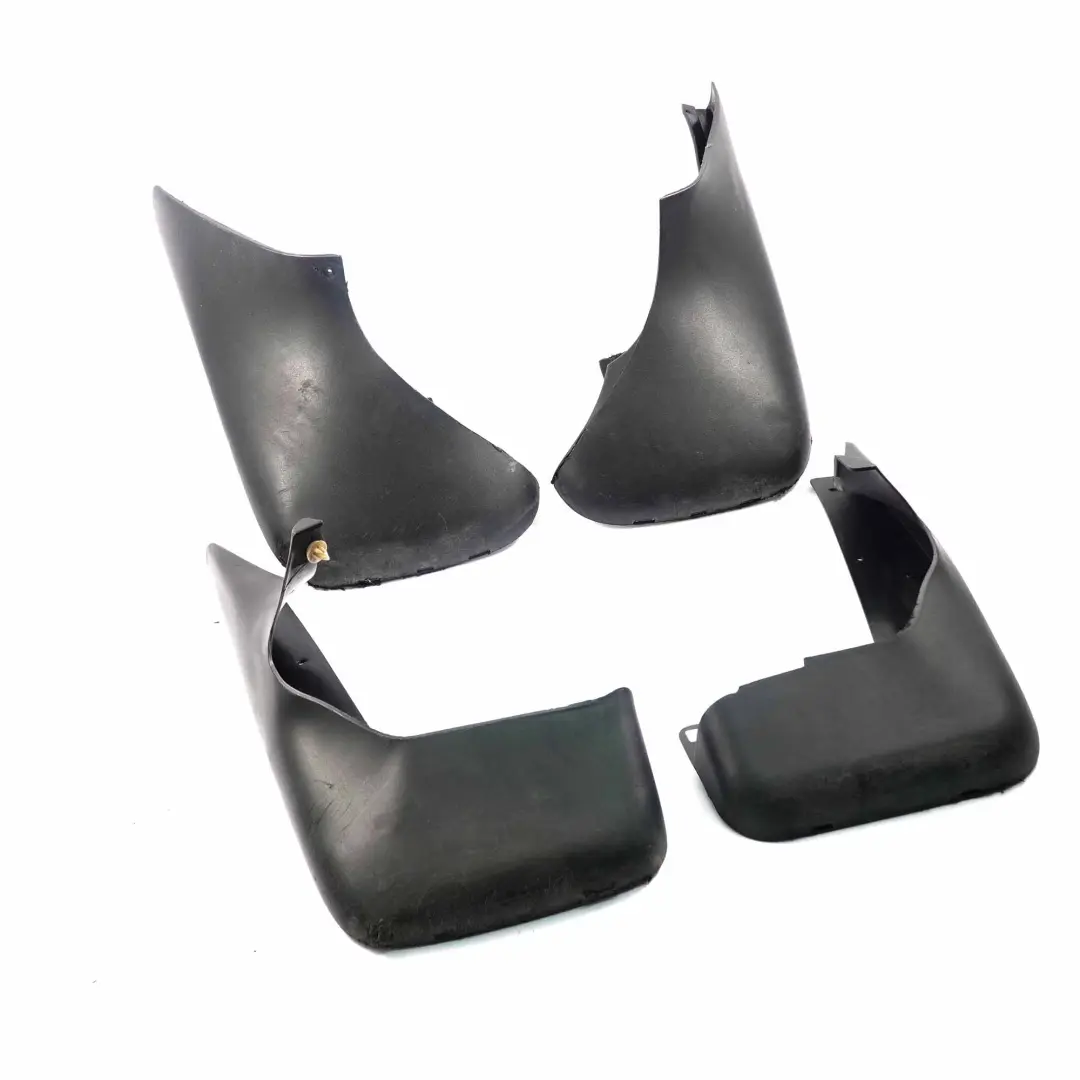 Bavettes Avant Arrière Set 0026936 pour BMW X5 E53 à propos du numéro de pièce 0026930 BMW X5 E53 Bavettes Avant Arrière Set 0026936 - SKU 0026930-1 - Numéro de pièce 0026930