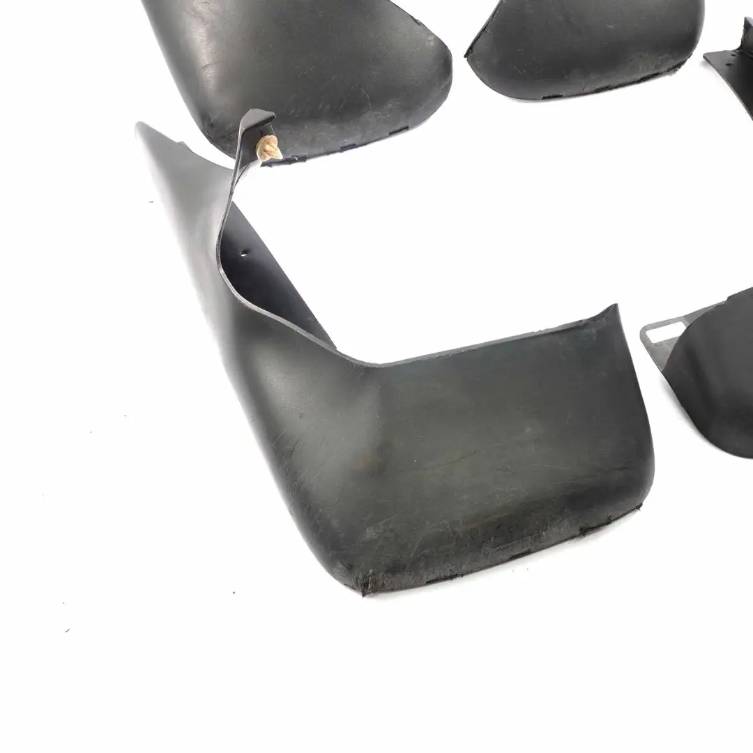 Bavettes Avant Arrière Set 0026936 pour BMW X5 E53 à propos du numéro de pièce 0026930 BMW X5 E53 Bavettes Avant Arrière Set 0026936 - SKU 0026930-1 - Numéro de pièce 0026930