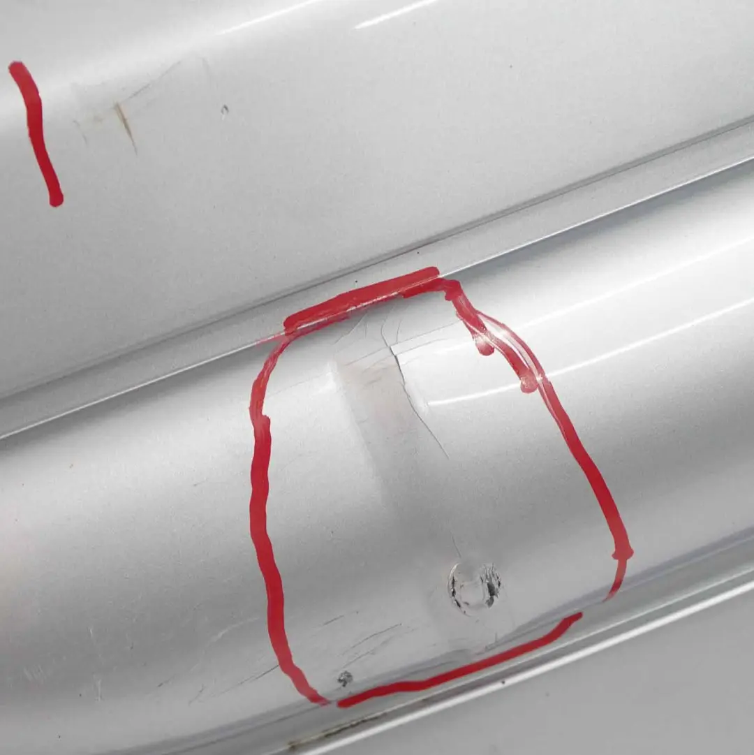 Paraurti posteriore Rivestimento pannello argento puro metallizzato 900 per Mini R50 con numero di parte 0029926 Mini R50 Paraurti posteriore Rivestimento pannello argento puro metallizzato 900 - SKU 0029926-PS - Numero di parte 0029926