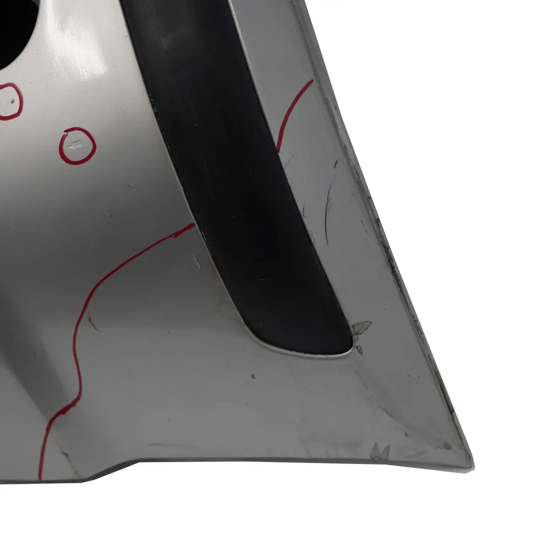 Stossfänger Vorn Titansilber Titan Silber - 354 für BMW 3 E46 Limousine Kombi mit Teilenummer 0030351 BMW 3 E46 Limousine Kombi Stossfänger Vorn Titansilber Titan Silber - 354 - SKU 0030351-TS2 - Teilenummer 0030351