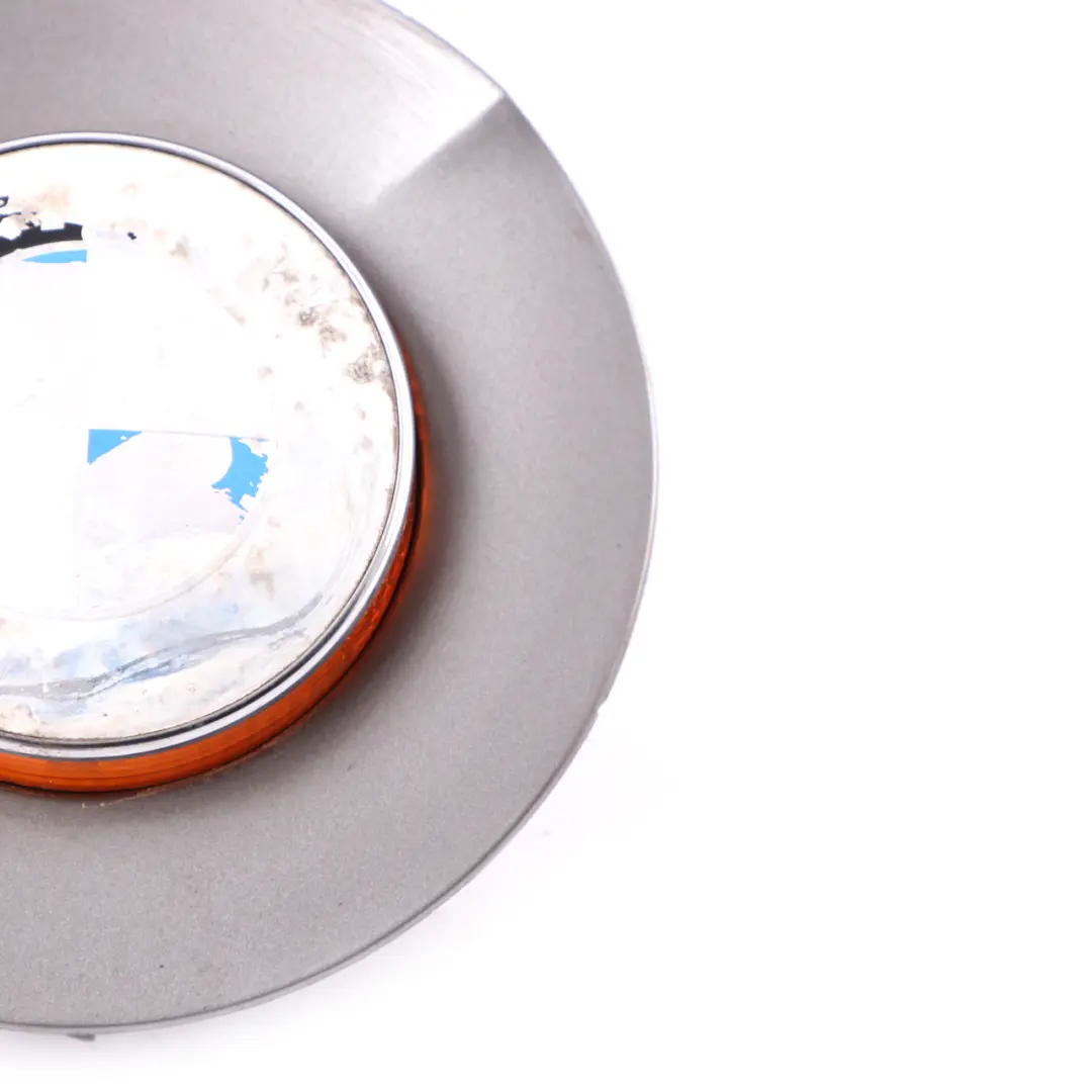 BMW Z4 E85 Cover Indicator Emblem Left N/S Sterlinggrau Metallic - 472 7033065 - SKU 0030963-STG2 - Part number 0030962