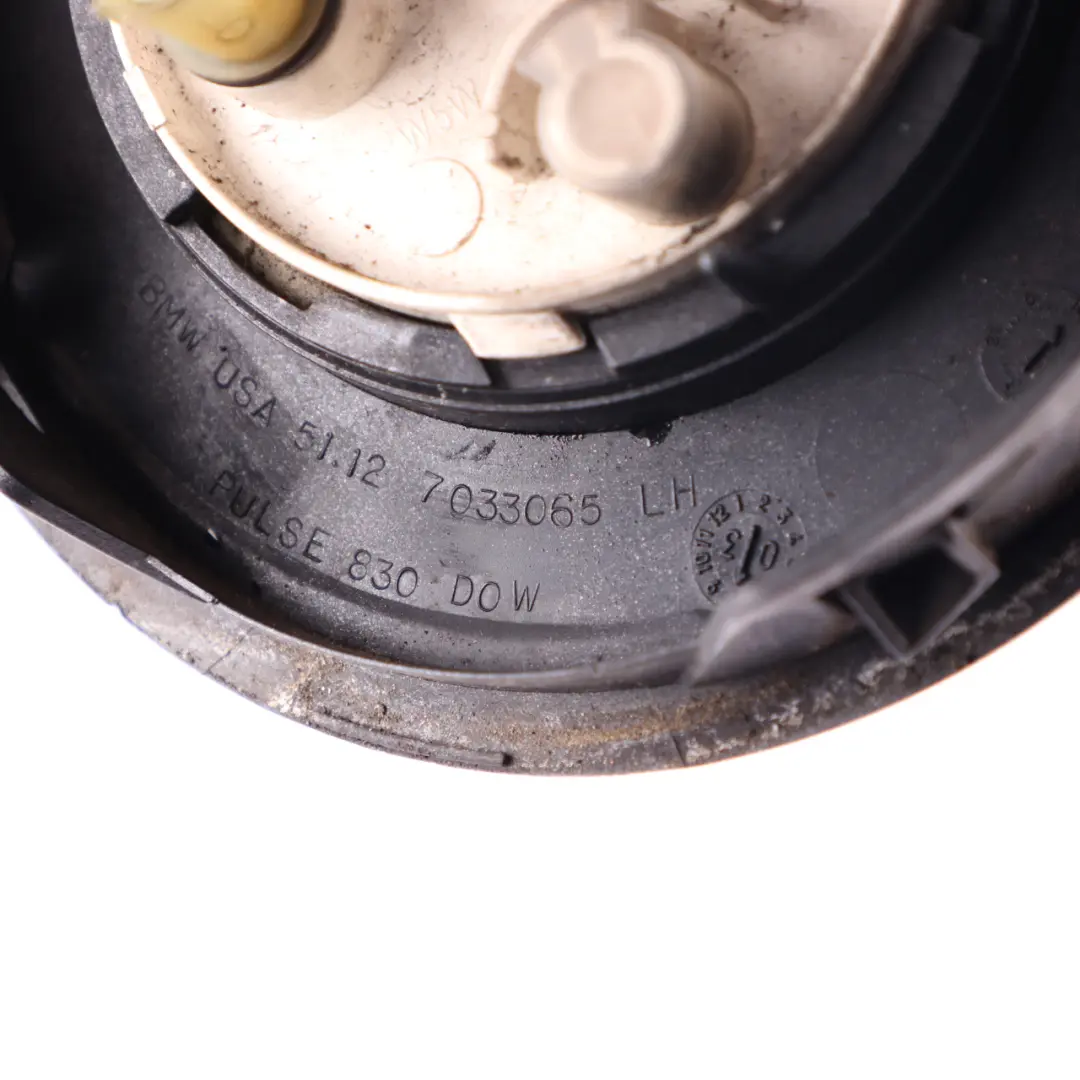 BMW Z4 E85 Cover Indicator Emblem Left N/S Sterlinggrau Metallic - 472 7033065 - SKU 0030963-STG2 - Part number 0030962