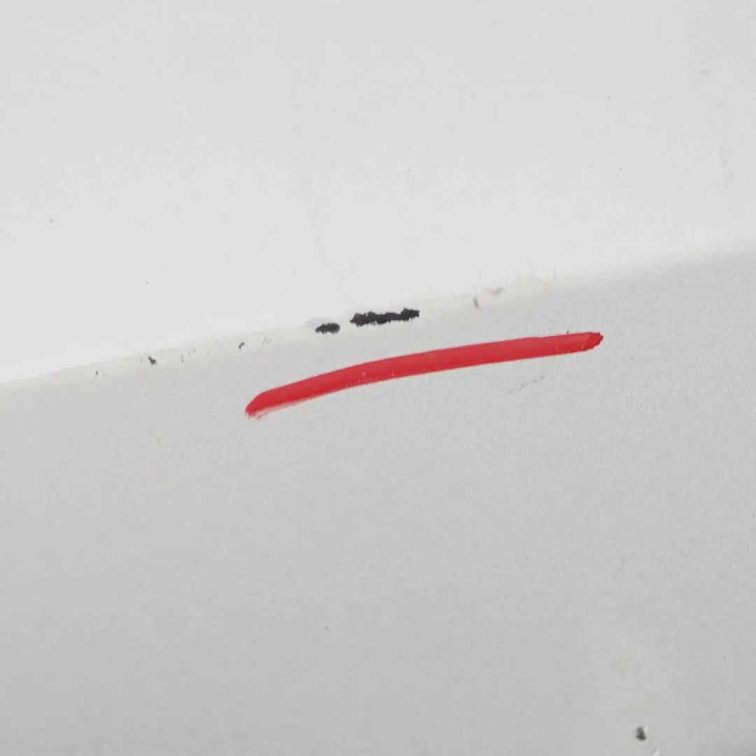 Bumper Trim Panel Titansilber Silver Metallic - 354 to BMW Z4 E85 Convertible Rear with Part number 0031136 BMW Z4 E85 Convertible Rear Bumper Trim Panel Titansilber Silver Metallic - 354 - SKU 0031136-TS3 - Part number 0031136