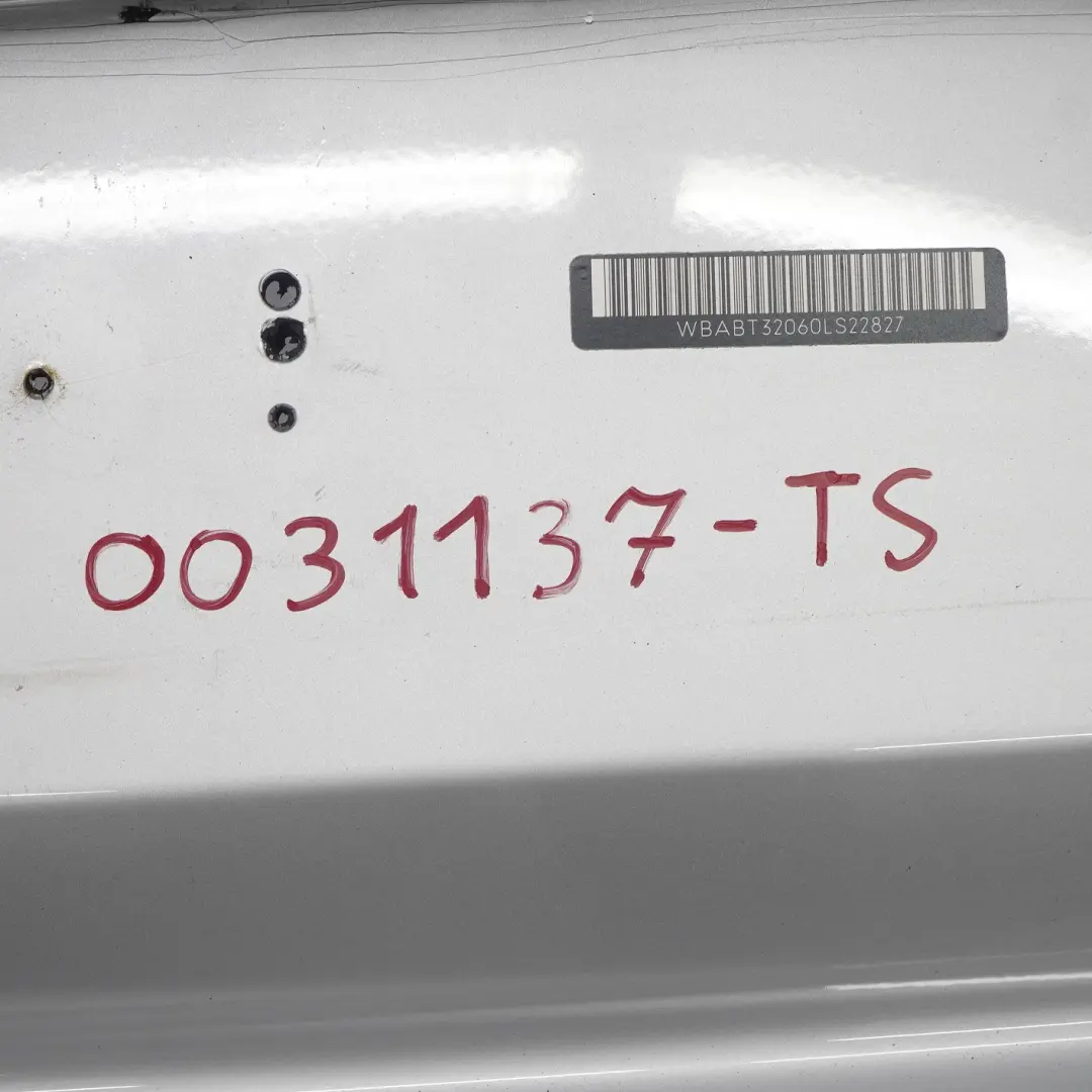 Zderzak Tylny Tył titansilber - 354 do BMW Z4 E85 o numerze 0031137 BMW Z4 E85 Zderzak Tylny Tył titansilber - 354 - SKU 0031137-TS - Numer Części 0031137