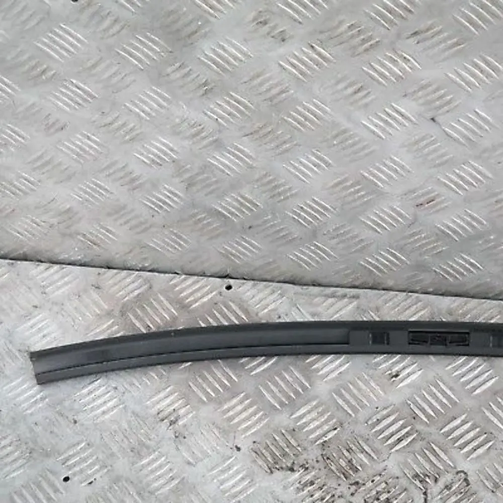 BMW Serie 5 E60 Modanatura tetto destro Ringhiera grondaia O/S Grigio Ametista - SKU 0031142-AG - Numero di parte 7070196