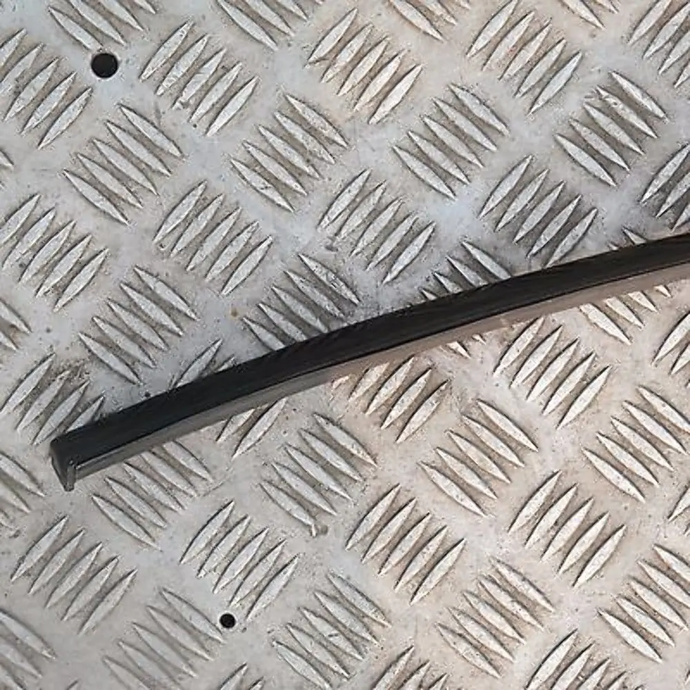 BMW E60 E60N Techo Derecho Moldura Barandilla Canalon Schwarz 2 Negro - SKU 0031142-SCH - Número de pieza 7070196