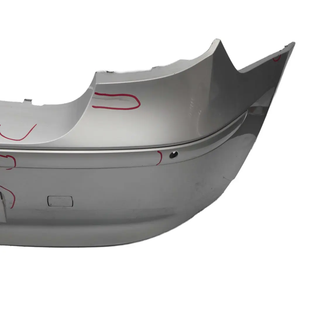 Zderzak Tylny Tył PDC Titansilber - 354 do BMW E87 o numerze 0032630 BMW E87 Zderzak Tylny Tył PDC Titansilber - 354 - SKU 0032630-TS4 - Numer Części 0032630