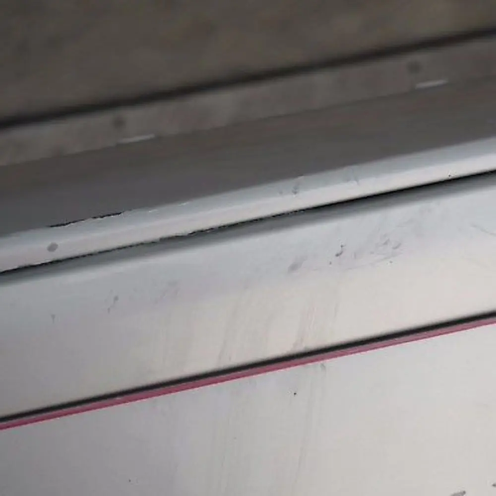 Zderzak tylny tył titansilber 354 do BMW E87 o numerze 32630 BMW E87 Zderzak tylny tył titansilber 354 - SKU 0032630-TS5 - Numer Części 32630