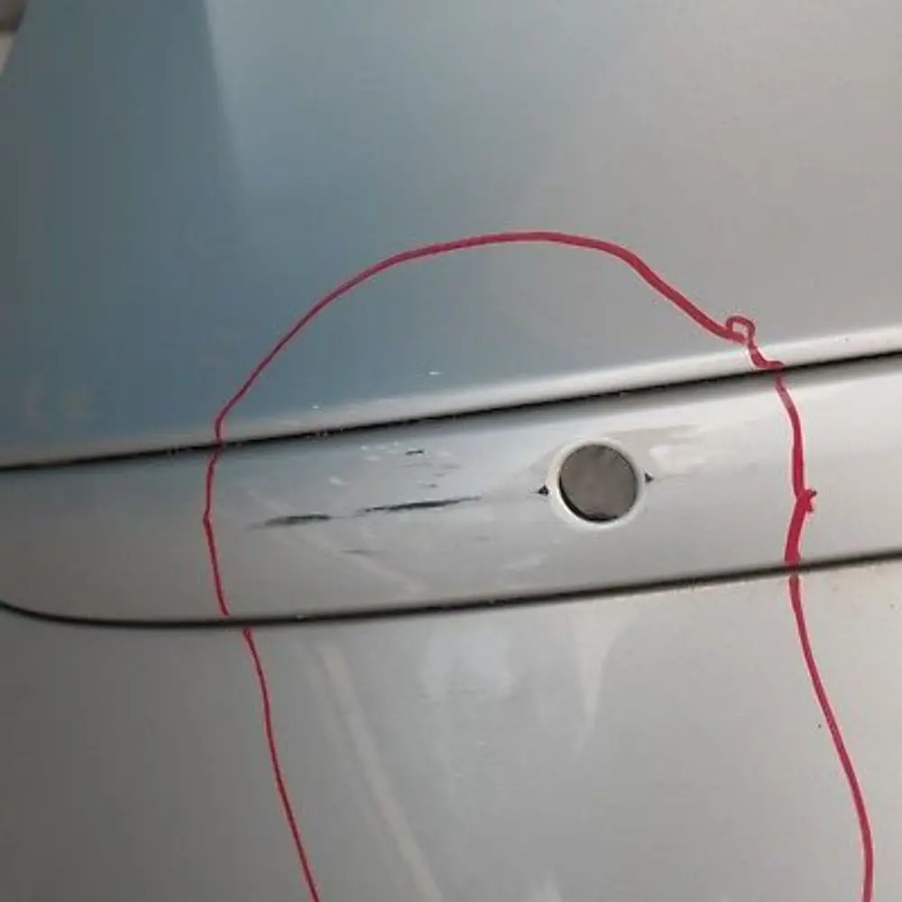 Zderzak tylny tył pdc titansilber 354 do BMW E87 o numerze 32630 BMW E87 Zderzak tylny tył pdc titansilber 354 - SKU 0032630-TS7 - Numer Części 32630