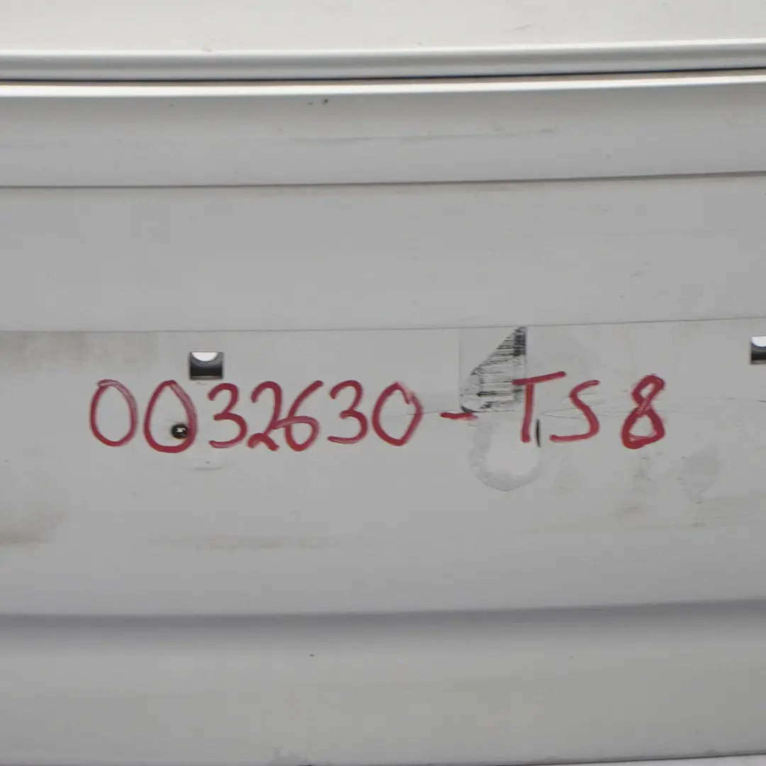 Zderzak Tylny Tył PDC Titansilber - 354 do BMW E87 o numerze 0032630 BMW E87 Zderzak Tylny Tył PDC Titansilber - 354 - SKU 0032630-TS8 - Numer Części 0032630