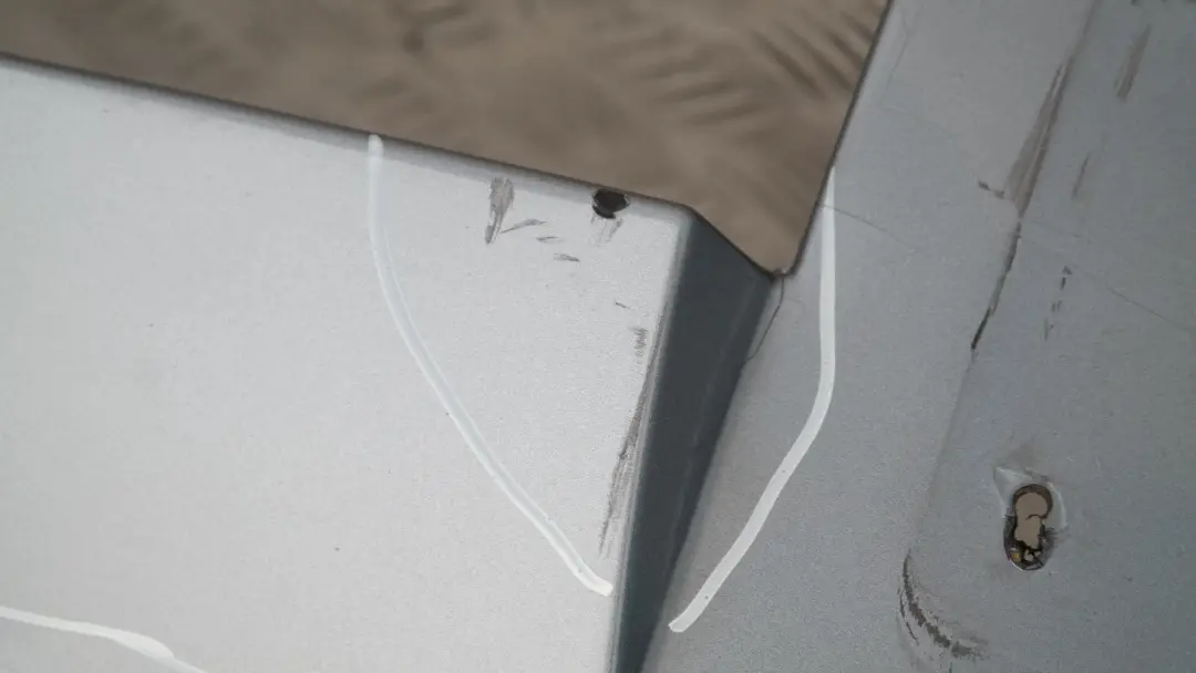 Dokładka zderzaka tylny tył Quarzblau A18 do BMW E87 o numerze 51120032631 BMW E87 Dokładka zderzaka tylny tył Quarzblau A18 - SKU 0032631-QB - Numer Części 51120032631