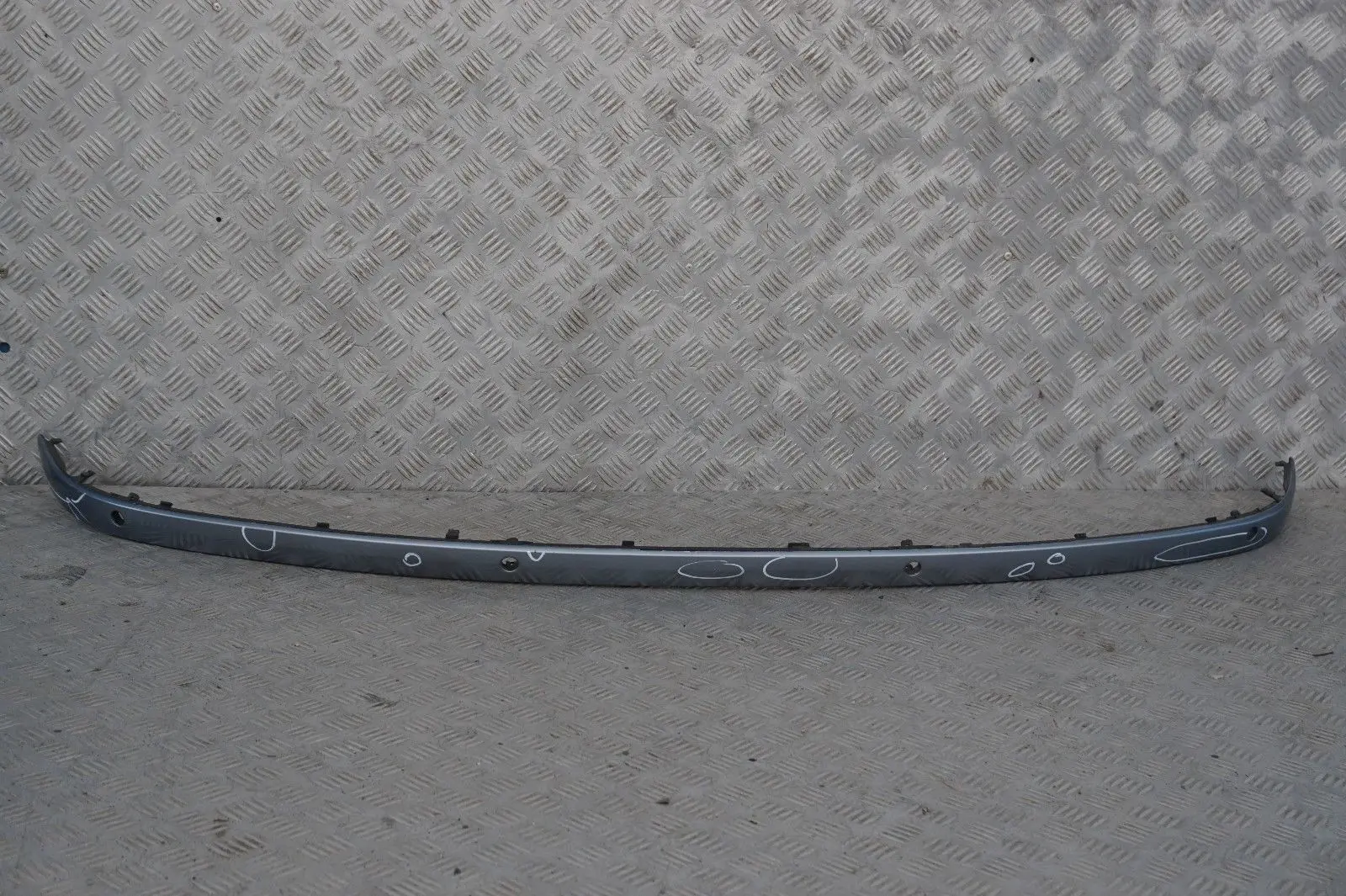 BMW E87 Guard Strip In Rear Bumper PDC Quarzblau Blau Blue - A18