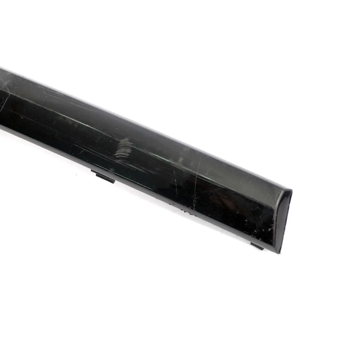 Listwa zderzaka przednia prawa do BMW E87 o numerze 7124500 BMW E87 Listwa zderzaka przednia prawa - SKU 0032638-BS1 - Numer Części 7124500