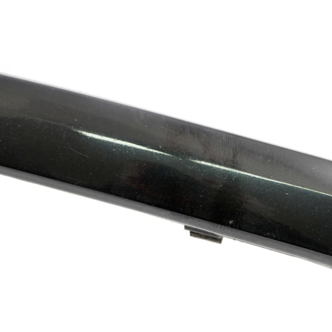 Stossleiste Blende Abdeckung Vorne Rechts Black Sapphire Schwarz 475 für BMW 1 E87 mit Teilenummer 7124500 BMW 1 E87 Stossleiste Blende Abdeckung Vorne Rechts Black Sapphire Schwarz 475 - SKU 0032638-BS - Teilenummer 7124500